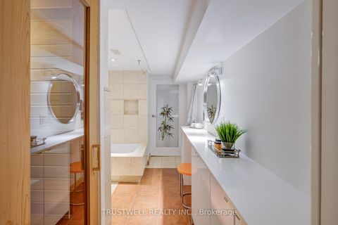 Photo 36 at 71 Shaw Street, Niagara, Toronto