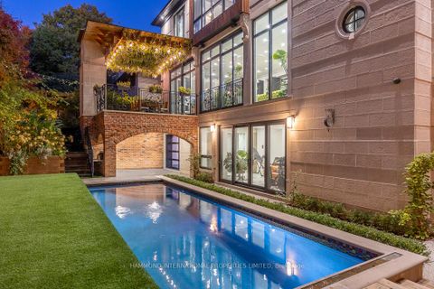 Photo 27 at 10 Hillavon Drive, Rosethorn, Toronto