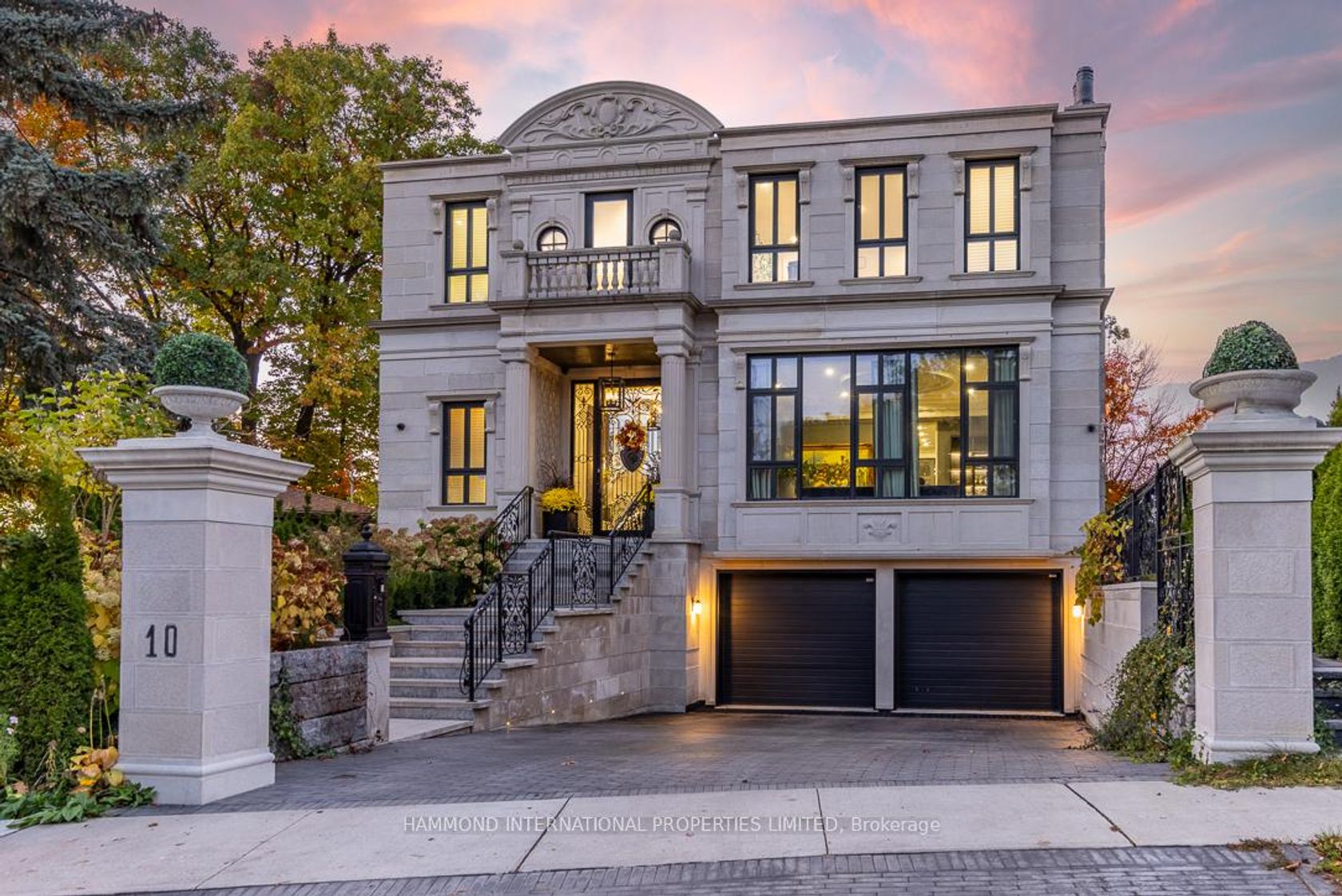 10 Hillavon Drive, Rosethorn, Toronto by Loree Meneguzzi Real Estate 10 Hillavon Drive, Rosethorn, Toronto