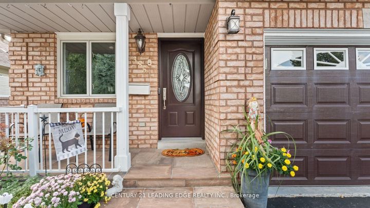 Photo 2 at 385 Compton Crescent, Centennial, Oshawa