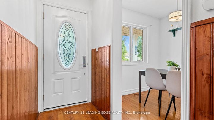 Photo 3 at 385 Compton Crescent, Centennial, Oshawa