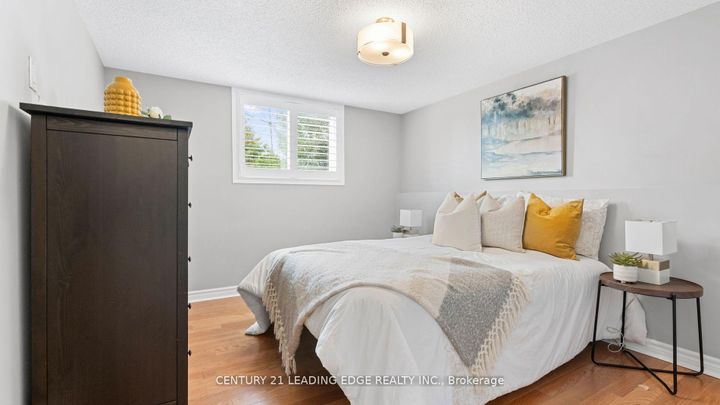 Photo 26 at 385 Compton Crescent, Centennial, Oshawa