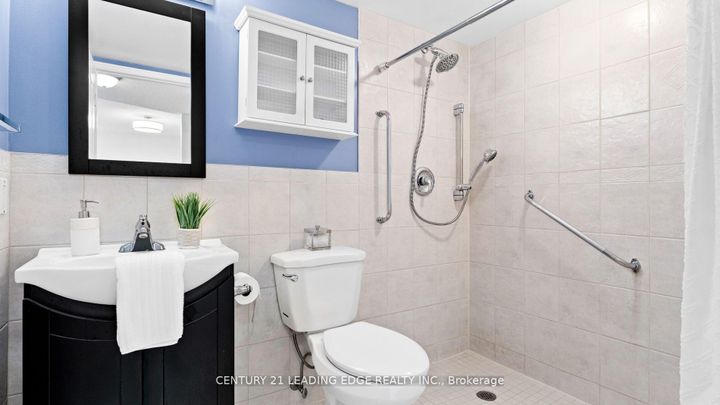 Photo 28 at 385 Compton Crescent, Centennial, Oshawa