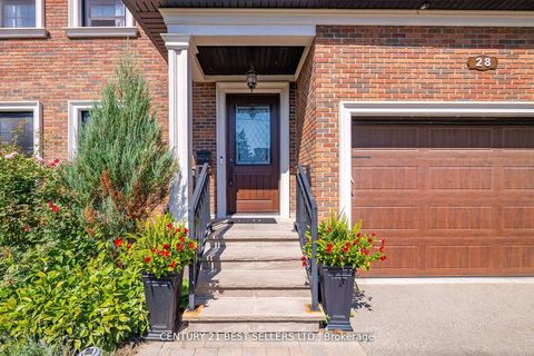 Photo 1 at 28 Wingrove Hill, City Centre West, Toronto