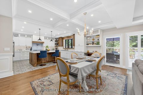 Photo 12 at 28 Wingrove Hill, City Centre West, Toronto