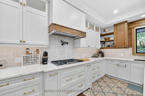 Photo 15 at 28 Wingrove Hill, City Centre West, Toronto