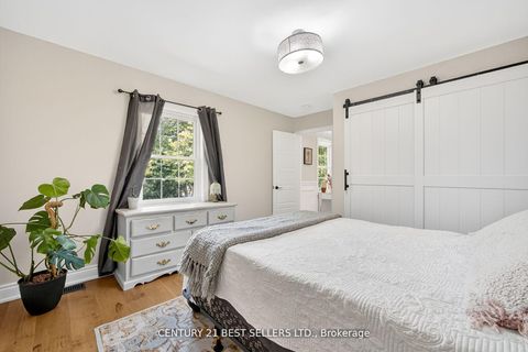 Photo 27 at 28 Wingrove Hill, City Centre West, Toronto