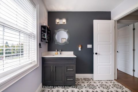 Photo 29 at 28 Wingrove Hill, City Centre West, Toronto