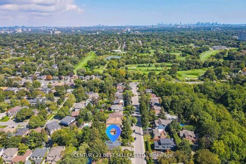 Photo 37 at 28 Wingrove Hill, City Centre West, Toronto