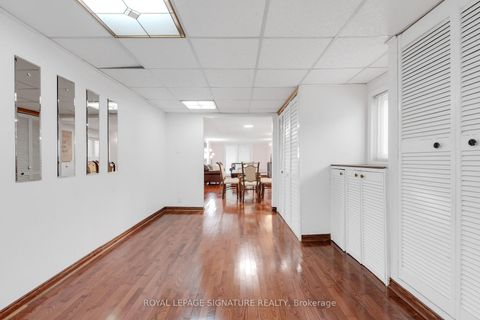 Photo 19 at 24 Chipwood Crescent, Pleasant View, Toronto