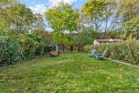 Photo 34 at 24 Chipwood Crescent, Pleasant View, Toronto