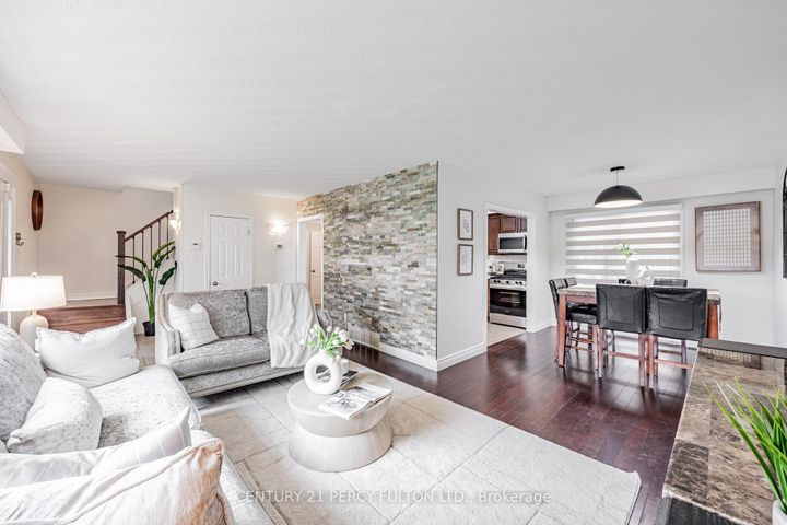 Photo 6 at 904 Somerville Street, Centennial, Oshawa