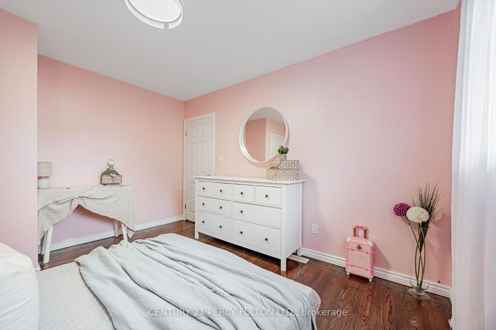 Photo 16 at 904 Somerville Street, Centennial, Oshawa