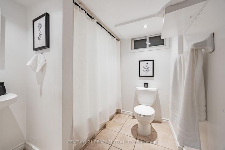 Photo 24 at 904 Somerville Street, Centennial, Oshawa