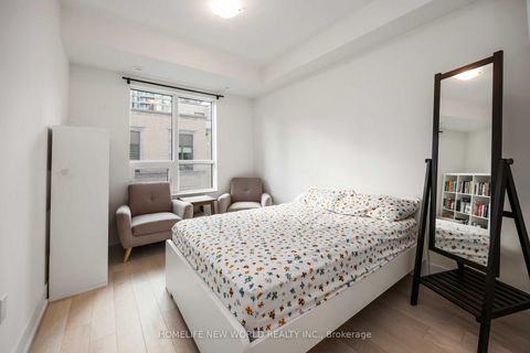 Photo 22 at 14 - 52 Holmes Avenue, Willowdale East, Toronto