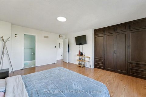 Photo 17 at 20 John Stoner Drive, Malvern, Toronto Photo 17 at 20 John Stoner Drive, Malvern, Toronto