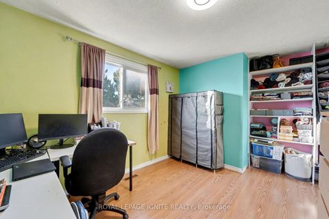 Photo 25 at 20 John Stoner Drive, Malvern, Toronto