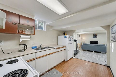 Photo 33 at 20 John Stoner Drive, Malvern, Toronto