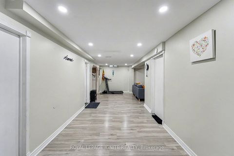 Photo 34 at 20 John Stoner Drive, Malvern, Toronto