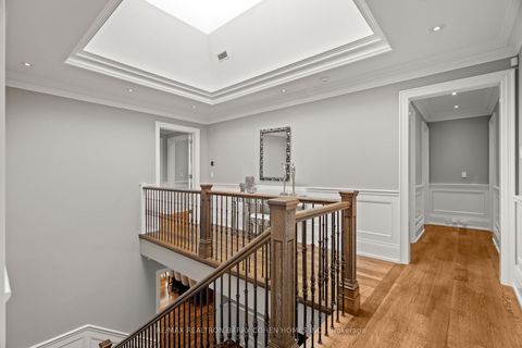 Photo 14 at 49 Gordon Road, Windfields, Toronto