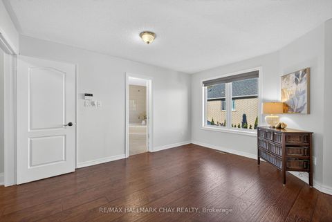 Photo 22 at 160 Golden Gate Circle, Sonoma Heights, Vaughan