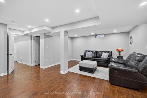 Photo 35 at 160 Golden Gate Circle, Sonoma Heights, Vaughan