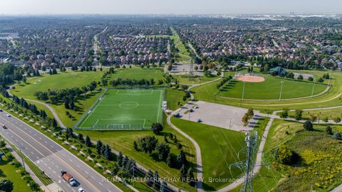 Photo 49 at 160 Golden Gate Circle, Sonoma Heights, Vaughan