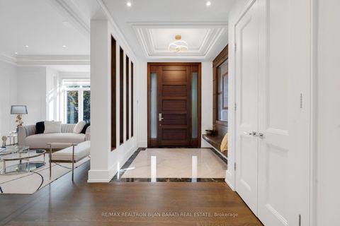 Photo 2 at 298 Hollywood Avenue, Willowdale East, Toronto