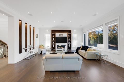 Photo 12 at 298 Hollywood Avenue, Willowdale East, Toronto