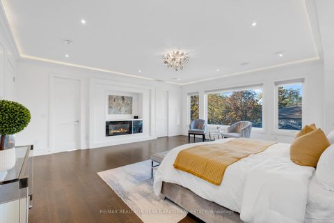 Photo 29 at 298 Hollywood Avenue, Willowdale East, Toronto