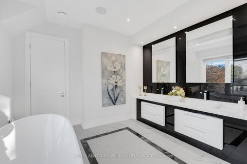 Photo 31 at 298 Hollywood Avenue, Willowdale East, Toronto