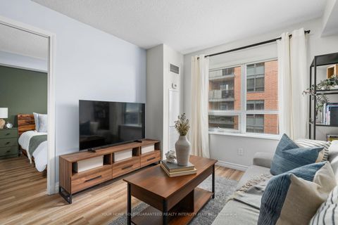 Photo 9 at 934 - 60 Heintzman Street, Junction Area, Toronto Photo 9 at 934 - 60 Heintzman Street, Junction Area, Toronto