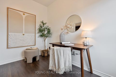 Photo 11 at 527 - 2791 EGLINTON Avenue E, Eglinton East, Toronto