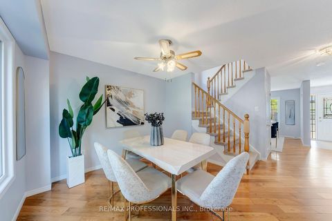 Photo 7 at 2159 Blue  Ridge Lane, WM Westmount, Oakville