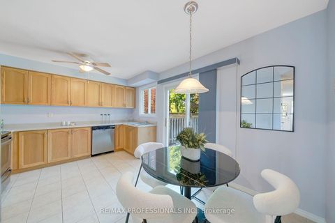 Photo 8 at 2159 Blue  Ridge Lane, WM Westmount, Oakville