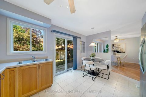 Photo 10 at 2159 Blue  Ridge Lane, WM Westmount, Oakville