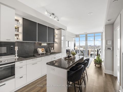 Photo 2 at 1704 - 32 Davenport Road, Annex, Toronto