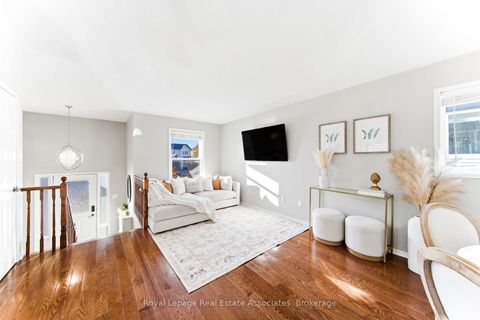 Photo 5 at 118 Copeman Crescent, Painswick North, Barrie