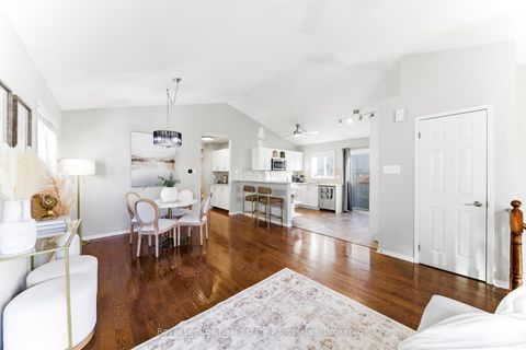 Photo 8 at 118 Copeman Crescent, Painswick North, Barrie