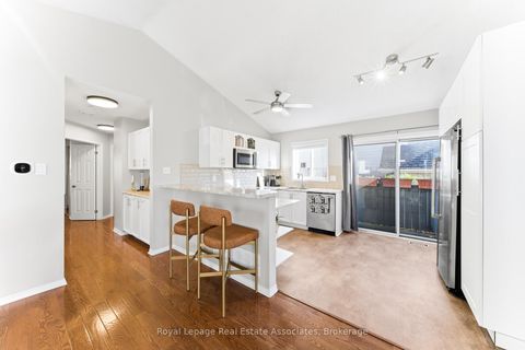 Photo 14 at 118 Copeman Crescent, Painswick North, Barrie