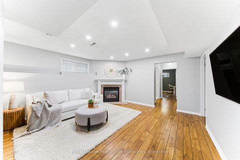 Photo 29 at 118 Copeman Crescent, Painswick North, Barrie