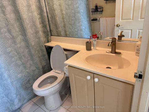 Photo 6 at 903 - 18 Lee Centre Drive, Woburn, Toronto