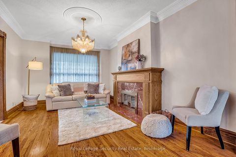 Photo 6 at 1937 Dufferin Street, Oakwood Village, Toronto Photo 6 at 1937 Dufferin Street, Oakwood Village, Toronto