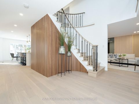 Photo 13 at 617 Chancellor Drive, East Woodbridge, Vaughan