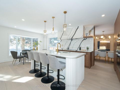 Photo 17 at 617 Chancellor Drive, East Woodbridge, Vaughan