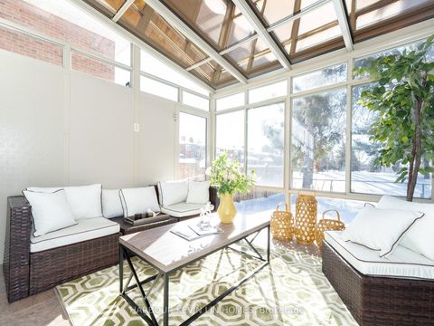 Photo 23 at 617 Chancellor Drive, East Woodbridge, Vaughan