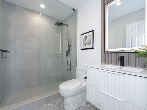 Photo 30 at 617 Chancellor Drive, East Woodbridge, Vaughan