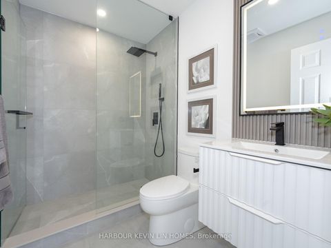 Photo 35 at 617 Chancellor Drive, East Woodbridge, Vaughan