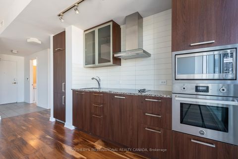 Photo 10 at 3505 - 12 York Street, Waterfront Communities C1, Toronto