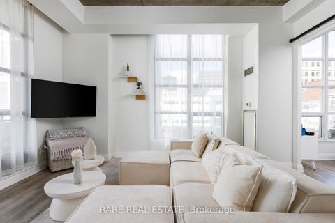 Photo 6 at 609 - 23 Brant Street, Waterfront Communities C1, Toronto